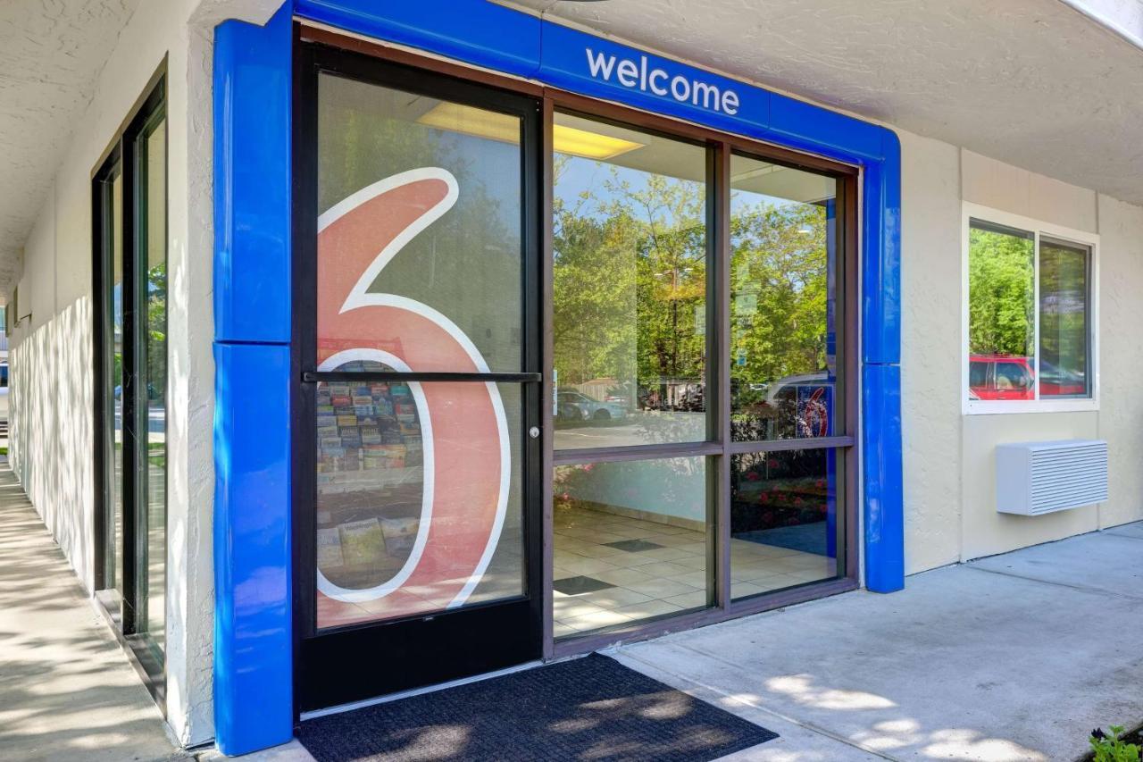 Motel 6-Issaquah, Wa - Seattle - East Luaran gambar